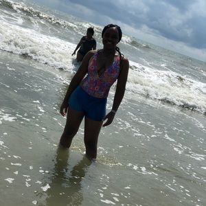 Meet your Posher, Antwanette